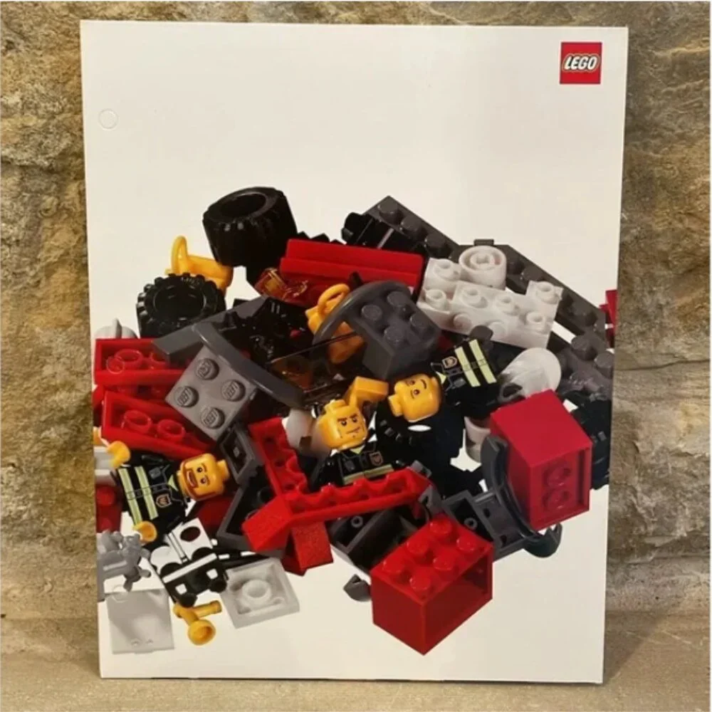 2 NEW Lego Pocket Folders mini figures bricks construction toy